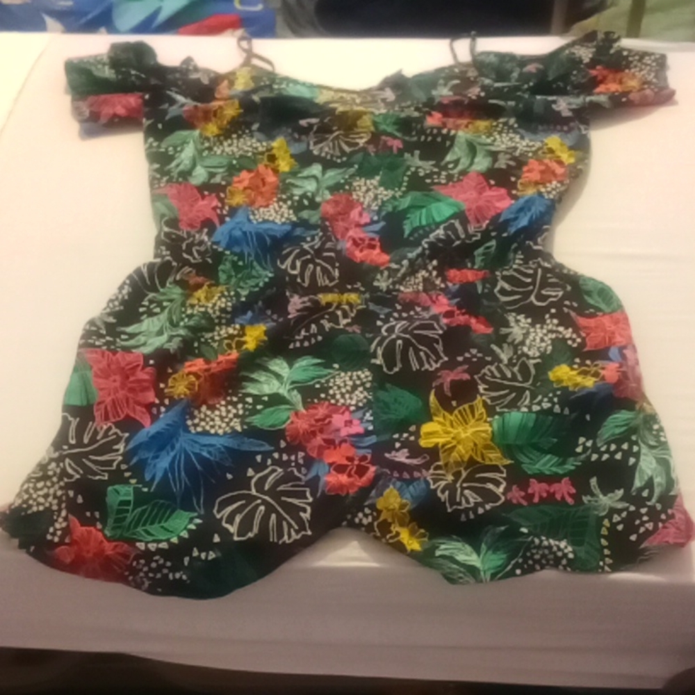 Spaghetti strap short jumpsuit